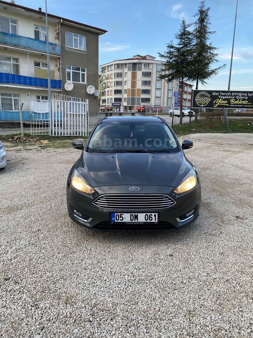 Sahibinden Ford Focus 1.6 Ti-VCT Titanium 2015 Model Amasya 212.000 km Füme 1