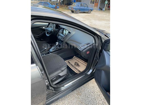 Sahibinden Ford Focus 1.6 Ti-VCT Titanium 2015 Model 