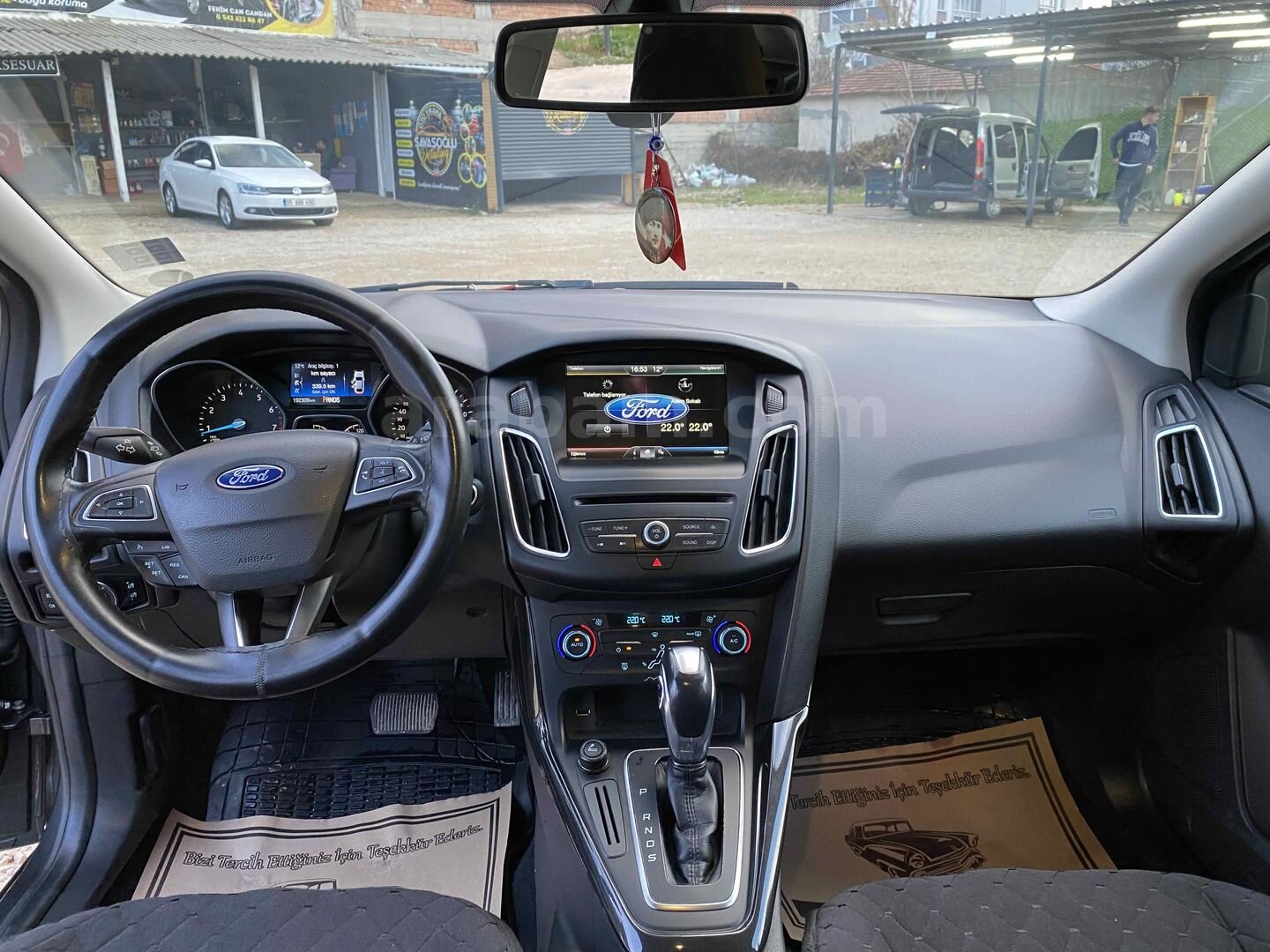 Sahibinden Ford Focus 1.6 Ti-VCT Titanium 2015 Model Amasya 212.000 km Füme 2
