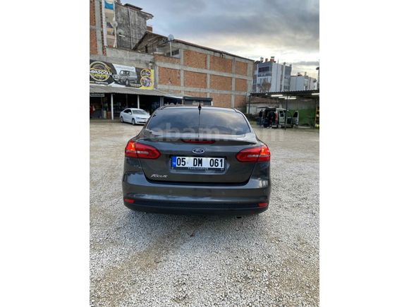 Sahibinden Ford Focus 1.6 Ti-VCT Titanium 2015 Model 