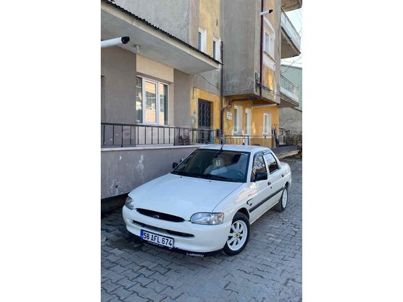 Sahibinden Ford Escort 1.6 CL 1996 Model 