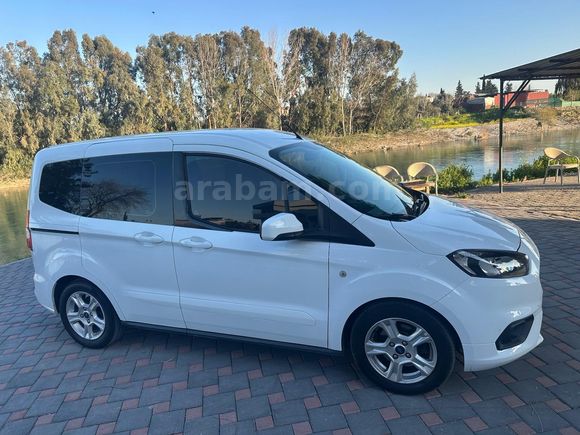 Sahibinden Ford Tourneo Courier 1.5 TDCi Delux 2023 Model