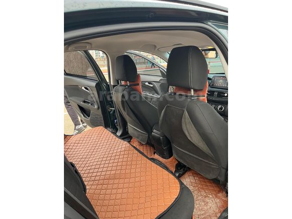 Sahibinden Fiat Egea Cross 1.4 Fire Urban 2024 Model  12.000 km Yeşil