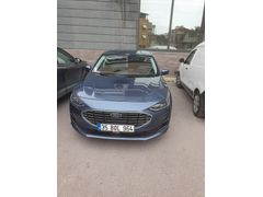 Sahibinden 190 mikron pff li Ford Focus 1.0 EcoBoost Titanium Stil 2023 Model  14000 km Lacivert