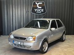 YÜCE CARS HATASIZ 200 BİN KM KLİMA 4 AİRBAG İLK SAHİBİNDEN