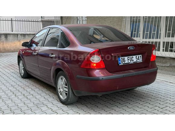 FORD FOCUS 2 / GHİA / TEMİZ / 1.6 BENZİN LPG EN TUTULANI