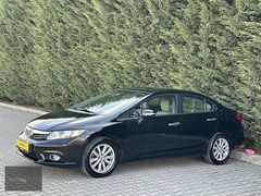 HATASIZ BOYASIZ İLK SAHİP 2012 CİVİC ECO ELEGANCE 128.000 KM