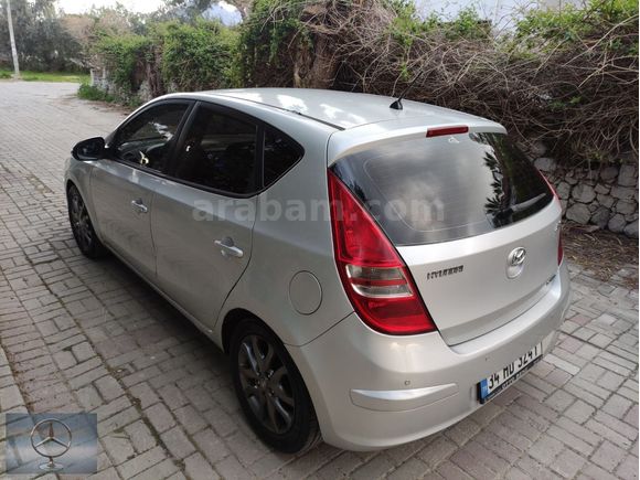 2011 i30 1.6 CRDi MODE 6 İLERİ OTO KLİMA