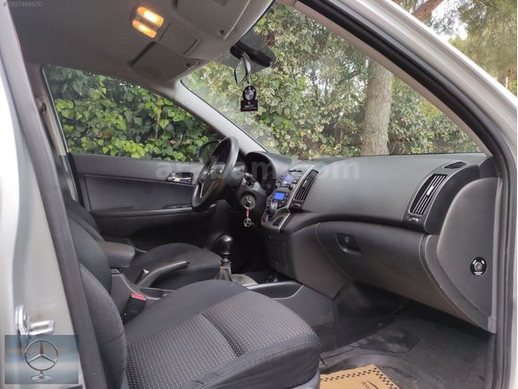 2011 i30 1.6 CRDi MODE 6 İLERİ OTO KLİMA