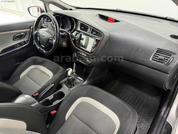 2012 KİA CEED 1.6 CRDİ CONCEP 335.000 KM MANUEL