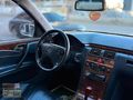 ÜNALOĞLUNDAN 2000 MDL MERCEDES E200 ELEGANCE OTOMATİK SANRUFDERİ