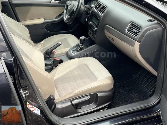 BOYASIZ DEGİŞENSIZ OTOMATİK JETTA