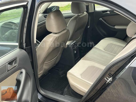 BOYASIZ DEGİŞENSIZ OTOMATİK JETTA