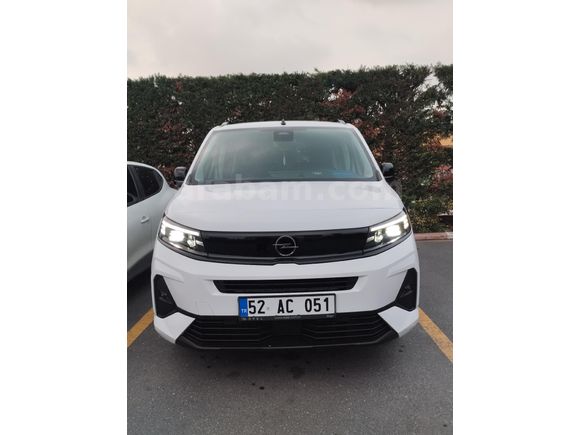 +. ORTA KONSOLLU Opel Combo 1.5 CDTI Essential 2025 Model