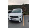 +. ORTA KONSOLLU Opel Combo 1.5 CDTI Essential 2025 Model