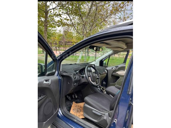 Sahibinden Ford  TOURNEO 1.6 TDCi Titanium 2015 Model