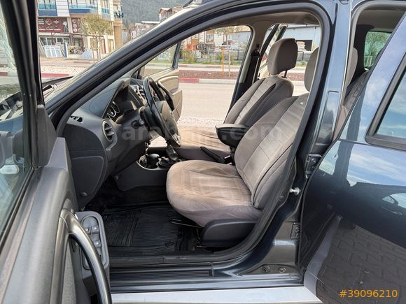2016 MODEL DAICA DUSTER 1.5 DCİ LAUREATE LOOK 90 HP 6 İLERİ
