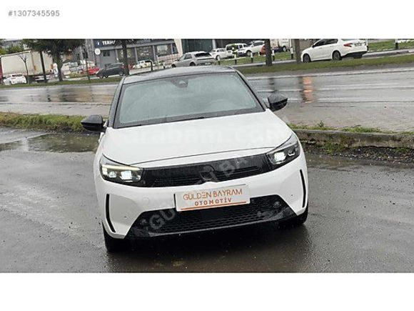 2024 MODEL/OPEL/CORSA/HATASIZ/22 BİNDE/SERVİS BAKIMLI/ÇİFT RENK
