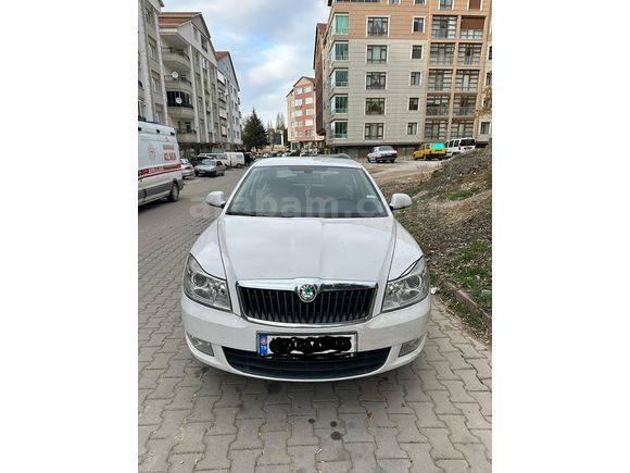 Sahibinden Skoda Octavia 1.6 TDI Elegance 2012 Model