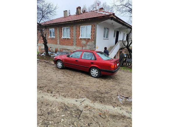 Sahibinden Toyota Corolla 1.4 Terra 2001 model