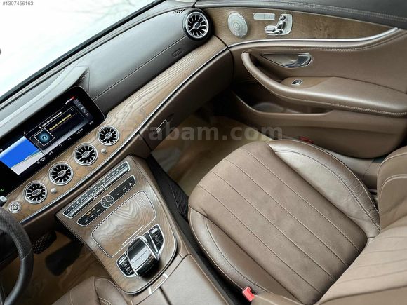 2018 MODEL HATASIZ MERCEDES E220d 4MATİC EXCLUSİVE COMMAND EKRAN