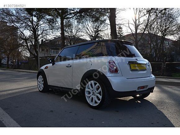 MINI ONE+BAYİ+DÜŞÜK KM+OTOMATİK V+BAKIMLI+KIRMIZI+SİYAH+