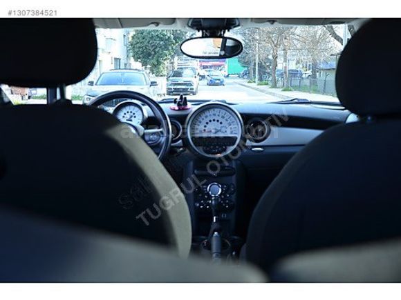 MINI ONE+BAYİ+DÜŞÜK KM+OTOMATİK V+BAKIMLI+KIRMIZI+SİYAH+