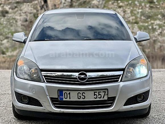 AD AUTO'DAN 2011 MODEL OPEL ASTRA ÖZEL GS PLAKALI