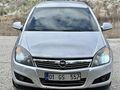 AD AUTO'DAN 2011 MODEL OPEL ASTRA ÖZEL GS PLAKALI