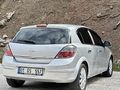 AD AUTO'DAN 2011 MODEL OPEL ASTRA ÖZEL GS PLAKALI