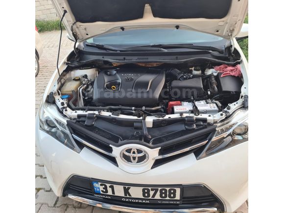 Sahibinden Toyota Auris 1.4 D-4D Advance Skypack