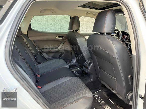 KOL MOTORS 2025 SEAT LEON 1.5eHybrid FR+PREMIUM