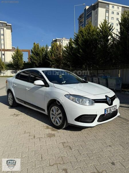 Galeriden Renault Fluence 1.5 dCi Joy 2014 Model İstanbul 244.000 km Beyaz