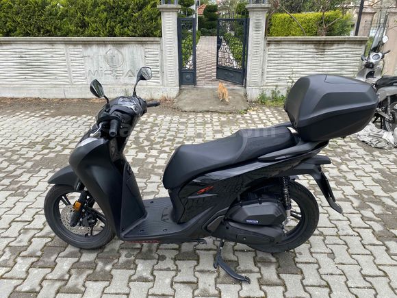 Sahibinden temiz tramersiz hatasız sh 125 akıllı çantalı. 