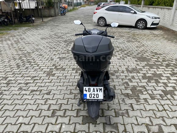 Sahibinden temiz tramersiz hatasız sh 125 akıllı çantalı. 