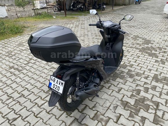 Sahibinden temiz tramersiz hatasız sh 125 akıllı çantalı. 