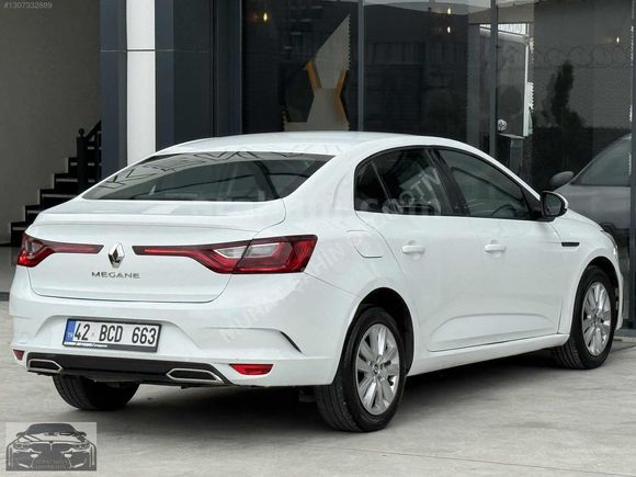2021 RENAULT MEGANE 1.3 TCE OTOMATİK 105.000BİN KM