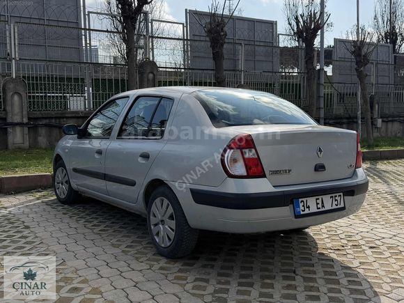 İLK SAHİBİNDE DÜŞÜK KM TERTEMİZ KULLANILMIŞ HATASIZ BOYASIZ CLİO