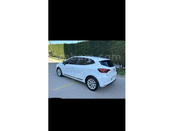 Sahibinden Renault Clio 1.0 TCe Touch 2023 Model 