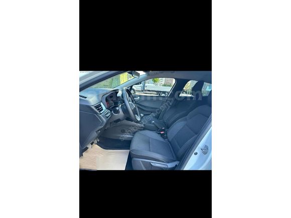 Sahibinden Renault Clio 1.0 TCe Touch 2023 Model 