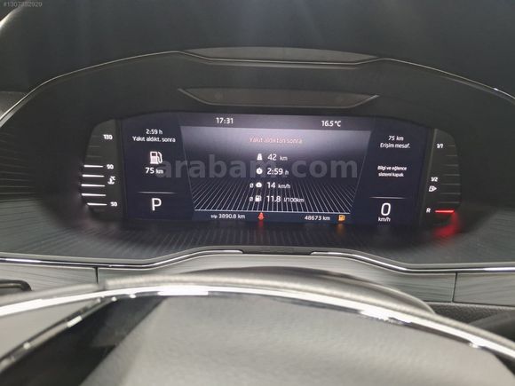 2023 MODEL 48 BİN KM SERVİS BAKIMLI HAYALET CAM TAVAN