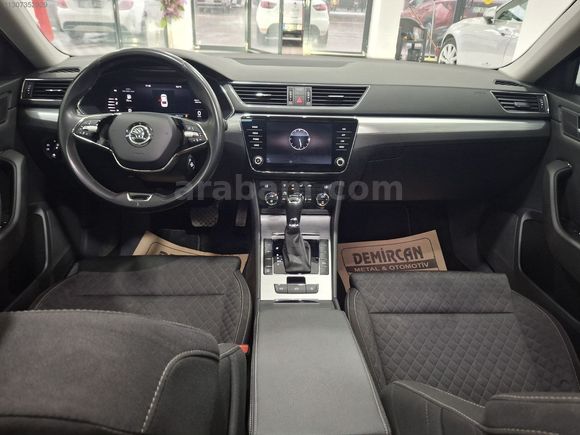2023 MODEL 48 BİN KM SERVİS BAKIMLI HAYALET CAM TAVAN