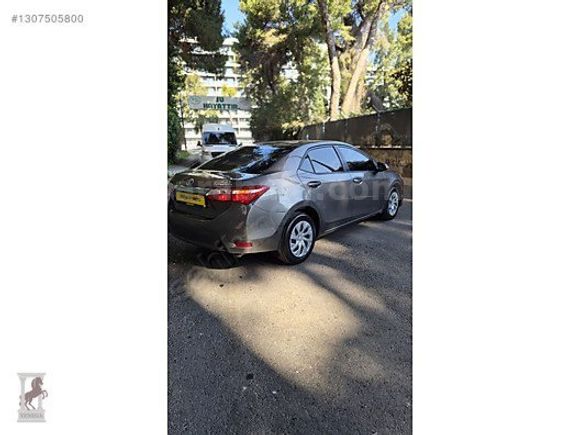 İLK SAHİBİNDEN 35.000KM de TAM BAKIMLI COROLLA