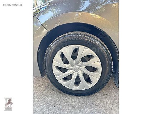 İLK SAHİBİNDEN 35.000KM de TAM BAKIMLI COROLLA