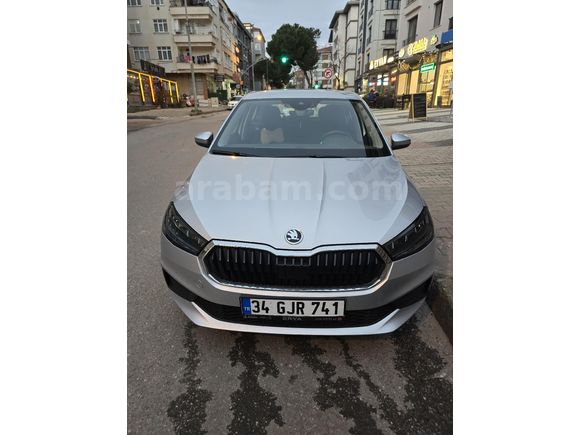 Sahibinden Skoda Fabia 1.0 TSI Elite 2023 Model