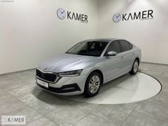 KAMER DEN 2022 SKODA OCTAVİA 1.0 E-TEC ELİTE HYBRİD OTOMATİK
