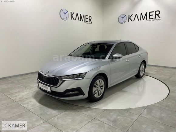 KAMER DEN 2022 SKODA OCTAVİA 1.0 E-TEC ELİTE HYBRİD OTOMATİK