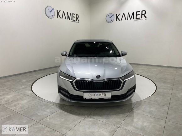 KAMER DEN 2022 SKODA OCTAVİA 1.0 E-TEC ELİTE HYBRİD OTOMATİK