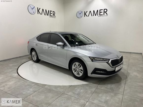 KAMER DEN 2022 SKODA OCTAVİA 1.0 E-TEC ELİTE HYBRİD OTOMATİK