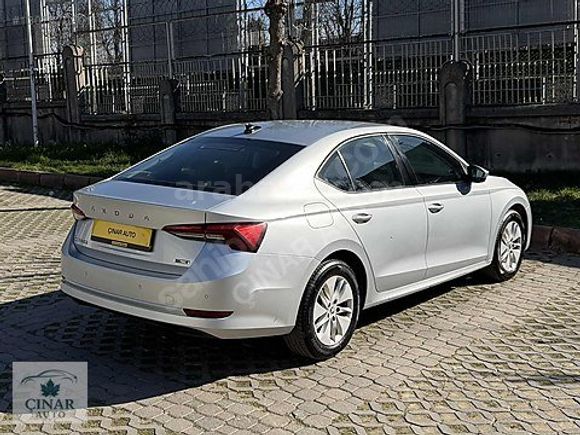 ÇINAR AUTO'DAN 2024 YETKİLİ SERVİS BAKIMLI SKODA OCTAVİA